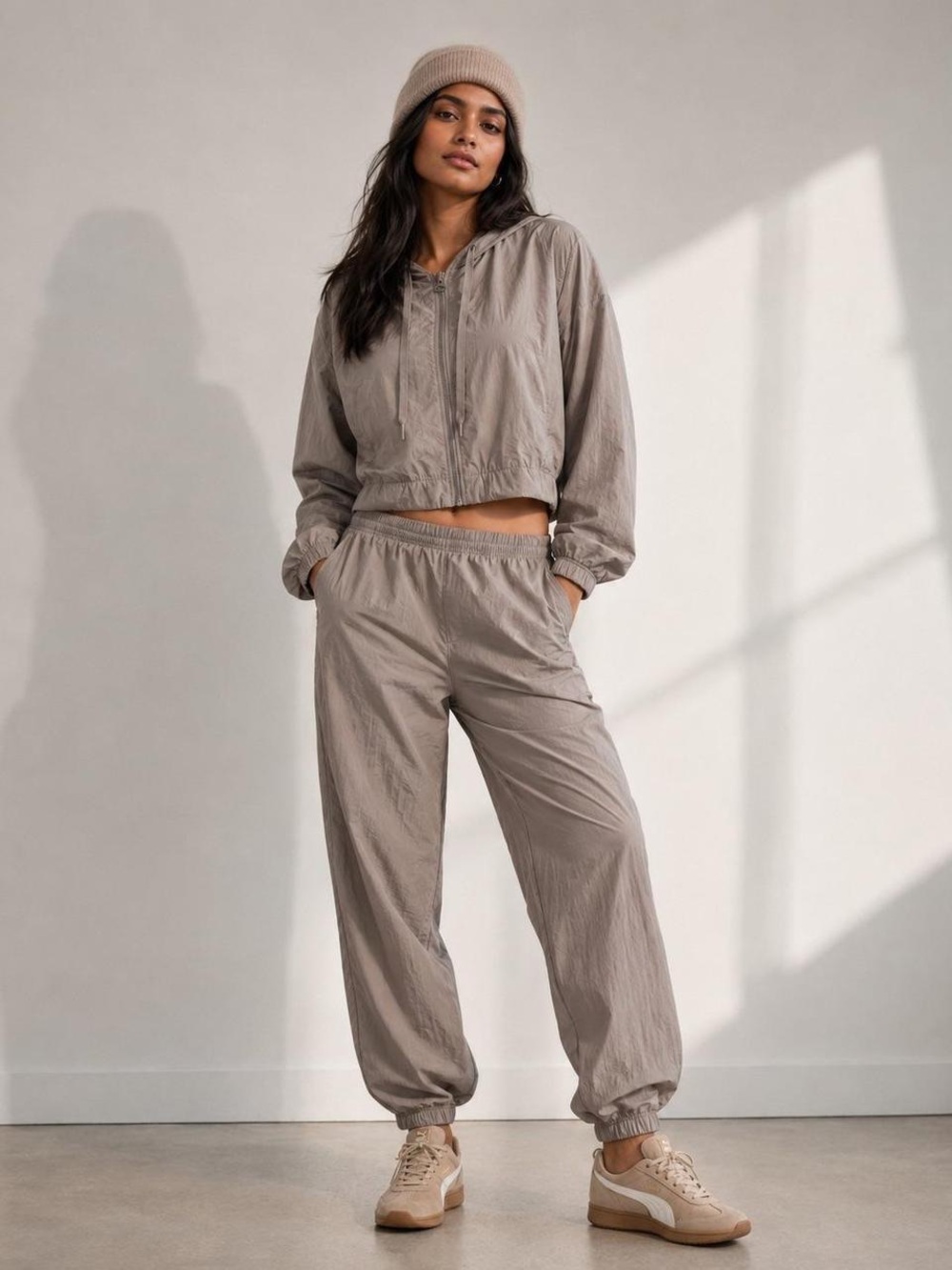 NWOT Victoria’s Secret Womens XXL Taupe Tracksuit Set Crinkle Nylon Hoodie Jogge